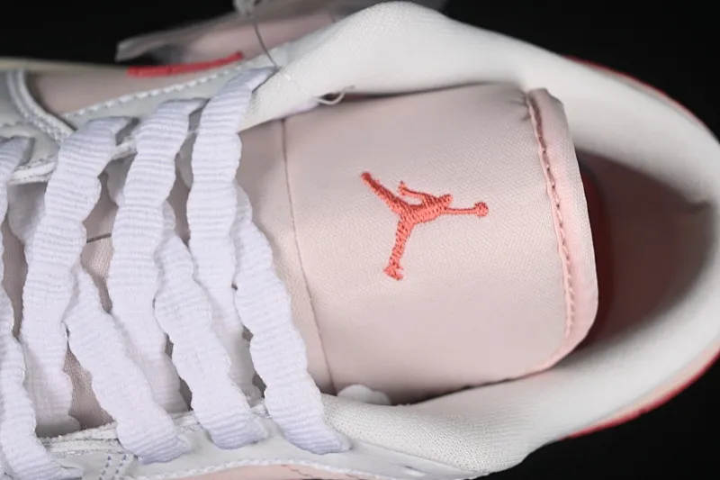All categories Air Jordan Jordan series basketball shoes Air Jordan 1 Low Air Jordan 1 Low AJ1 Joe 1 white and pink low-top cultural and leisure sports sneakers IB8156-133